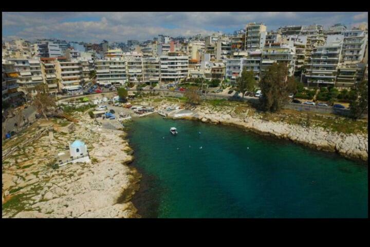 Φωτεινό Διαμέρισμα Πειραιας Apartment Piraeus Exterior photo